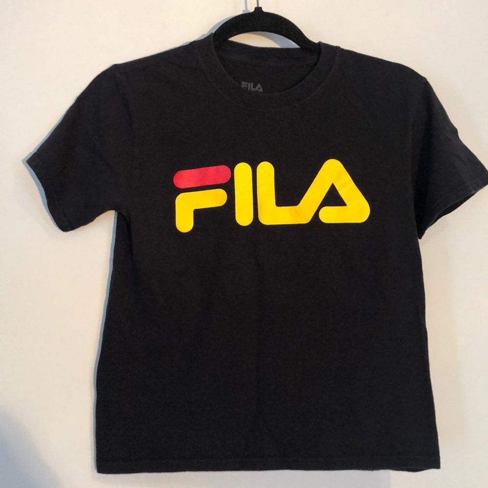 FILA boys size small (8) tee